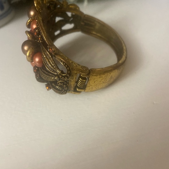 Vintage Brassy Bangle with Beads - Picture 3 of 7